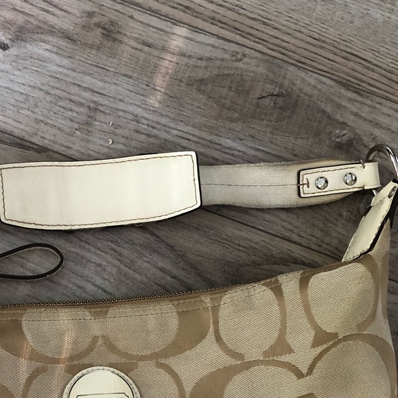 Coach Signature Stripe Hobo - Picture 4 of 8